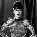 Katy Perry di Majalah Elle Edisi Agustus 2012