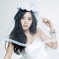 Min Hyo Rin Berpose untuk Promo 'Jenny House' Katalog Fashion