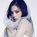Min Hyo Rin Berpose untuk Promo 'Jenny House' Katalog Fashion