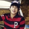 Kim Soo Hyun Berpose untuk Spris Katalog Fashion