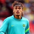 Neymar saat Pemanasan Sebelum Bertanding di Olimpiade 2012