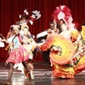 Seluruh Peserta Tampil Bersama di Miss World Talent Final