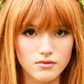 Photoshoot Bella Thorne di Majalah Teen Vogue