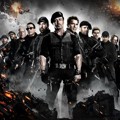 Sylvester Stallone dkk di Poster Film The Expendables 2