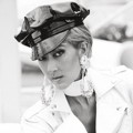 Photoshoot Celine Dion di V Magazine