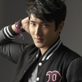 Photoshoot Choi Siwon Untuk Katalog Fashion BENCH