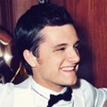 Photoshoot Josh Hutcherson di Majalah Teen Vogue