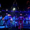 Aksi Penari di Pembukaan Paralympic 2012