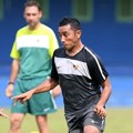 Firman Utina Saat Berlatih Dengan Timnas Senior