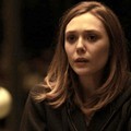 Elizabeth Olsen sebagai Sally Owen di 'Red Lights'