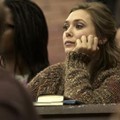 Elizabeth Olsen sebagai Sally Owen