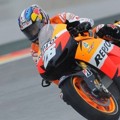 Dani Pedrosa Berhasil Finish di Posisi Pertama