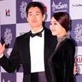 Yoo Ji Tae dan Kim Hyo Jin di Red Carpet Busan Film Festival 2012