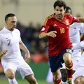 Cesc Fabregas dikepung Franck Ribery dan Maxime Gonalons