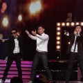 Penampilan Para Host Pria Insert