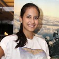 Pevita Pearce Ditemui Usai Syukuran Film '5 cm.'