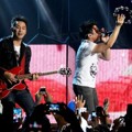 Aksi NOAH di Konser 'The Greatest Session Of The History'