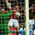 Alexandre Pato Berhasil Mencetak Gol ke Gawang Malaga