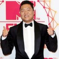 PSY di Red Carpet MTV EMA 2012