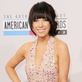 Carly Rae Jepsen di Red Carpet AMAs 2012