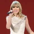 Penampilan Taylor Swift di AMAs 2012