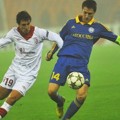 Gianni Bruno Berebut dengan Artem Radkov