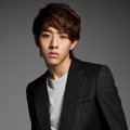 Lee Jung Shin CN Blue di Majalah Marie Claire Edisi Desember 2012