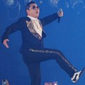 Aksi PSY di Konser Thailand