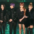 2NE1 Raih Piala Top 10 Awards Melon Music Awards 2012
