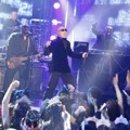 Pitbull Tampil di Konser Dick Clark's New Years Rockin' Eve