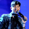 Greyson Chance Tampil di Konser Dick Clark's New Years Rockin' Eve