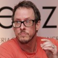Scott Shriner Saat Jumpa Pers Konser Weezer di Jakarta
