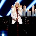 Penampilan Christina Aguilera di Panggung People's Choice Awards 2013