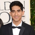 Dev Patel di Red Carpet Golden Globe Awards 2013
