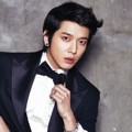 Jung Yong Hwa CN Blue di Majalah CeCi Edisi Januari 2013