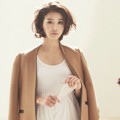Lee Si Young di Majalah CeCi Edisi Februari 2013