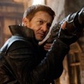 Jeremy Renner Berperan Sebagai Hansel