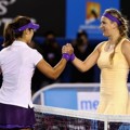 Na Li Memberi Selamat Victoria Azarenka