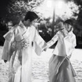 Sunye Wonder Girls dan James Park Mengenakan Hanbok untuk Foto Prewedding