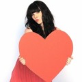 Carly Rae Jepsen di Katalog Fashion Candie's