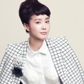 Lee Si Young di Majalah Sure Edisi Februari 2013