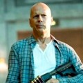 Bruce Willis Sebagai John McClane