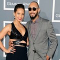 Alicia Keys dan Swizz Beatz di Red Carpet Grammy Awards 2013