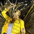 Salah Satu Peserta Menjadi Freddie Mercury Queen