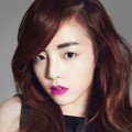 Goo Hara Kara Berpartisipasi di Proyek 'Pink Wings' Majalah Vogue Girl Edisi Maret 2013