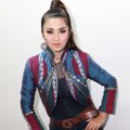 Fitri Carlina Saat Jumpa Pers Karnaval SCTV 2013