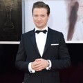 Jeremy Renner di Red Carpet Oscar 2013