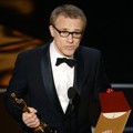 Christoph Waltz raih Piala Best Actor in a Supporting Role