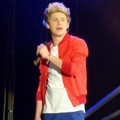 Aksi Panggung Niall Horan di Konser Tur 'Take Me Home'