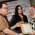 Fairuz A. Rafiq Saat Peluncuran Single 'Pengalaman Pertama'